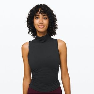 Lululemon sleeveless turtleneck